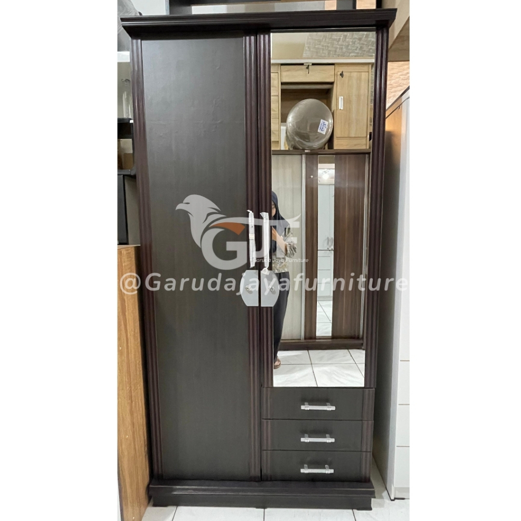 LEMARI PAKAIAN 2 PINTU UKURAN BESAR/LEMARI PAKAIAN DENGAN GANTUNGAN DAN AMBALAN/LEMARI PAKAIAN DENGA