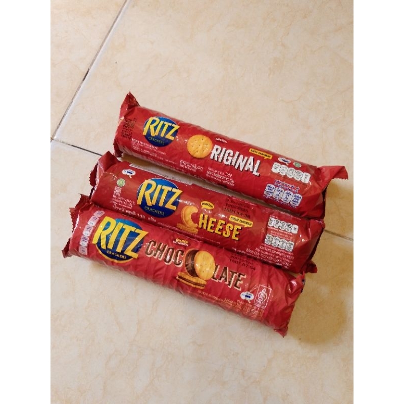 

Biskuit Ritz Crackers Original Salty /Sandwich Keju Regular/ Coklat