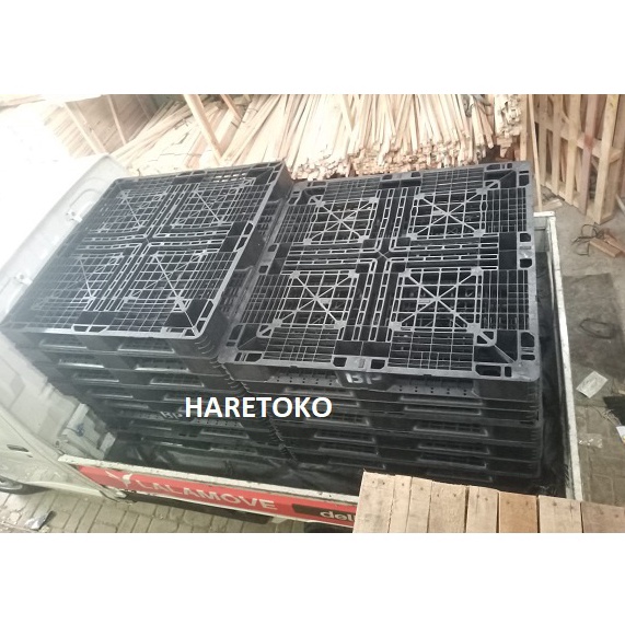

KODE J18R PALET PLASTIK 11X11X12CM MASIH OKE