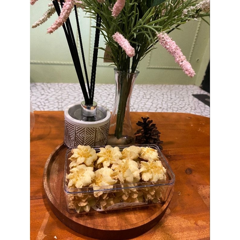 

Kue sagu keju CQ premium..(350g)
