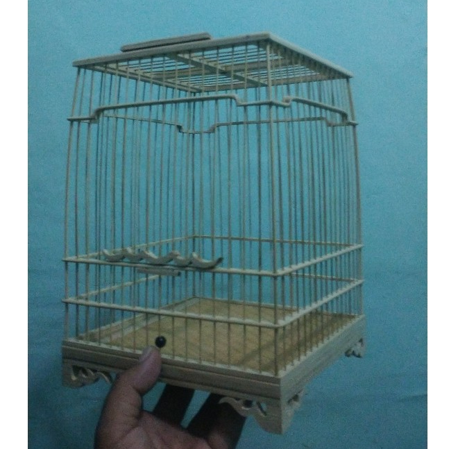Sangkar Bambu Semi Ukir Ukuran 18 x 18 Cm / Kandang Ukir Bambu Ukuran 18 x 18 Cm / Sangkar Cungkok K