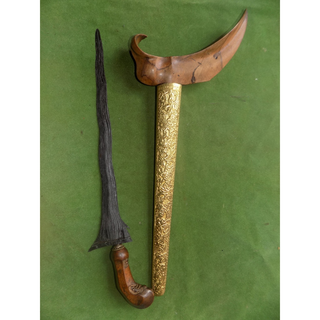 keris sempana luk pamor singkir era kerajaan blambangan