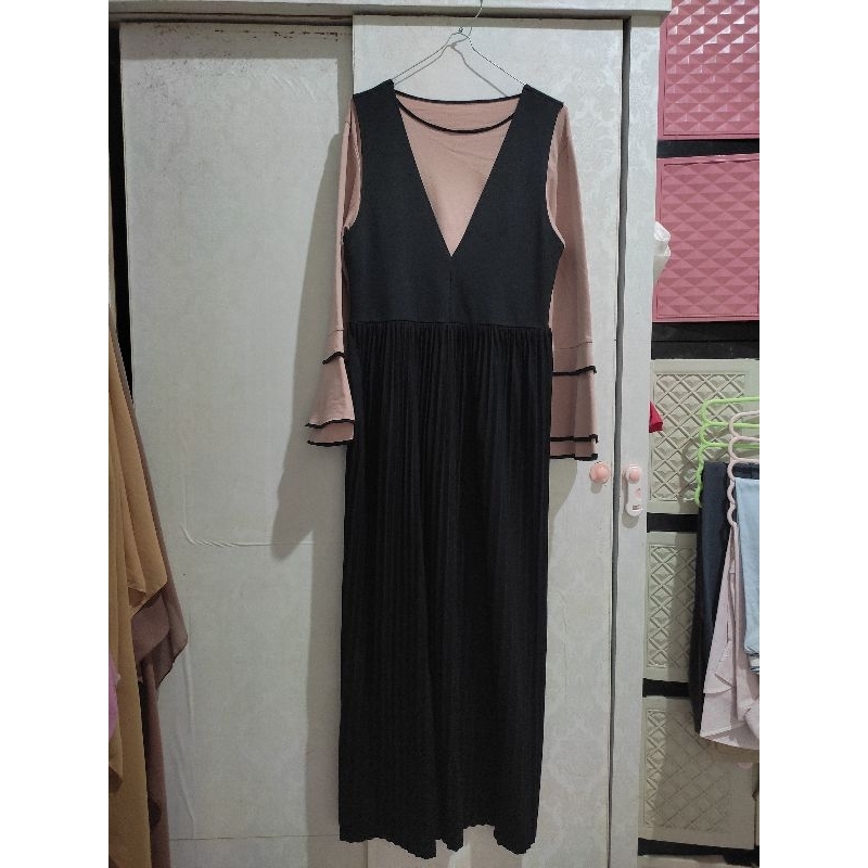 DRESS SET VIVALDI PRELOVED luaran + inner