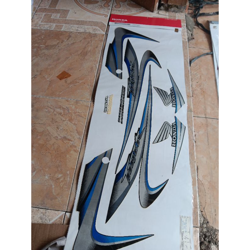 striping list full body sticker honda tiger revo 2006-2007 warna stripe 2 black blue original AHM