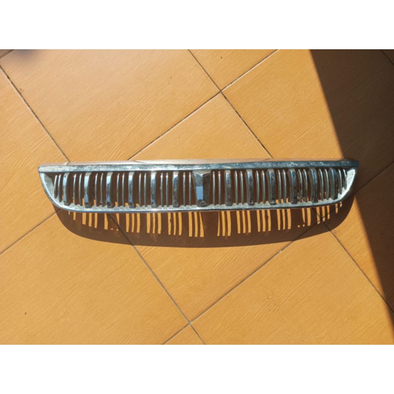 gril bumper gril bemper depan mobil Timor timor original