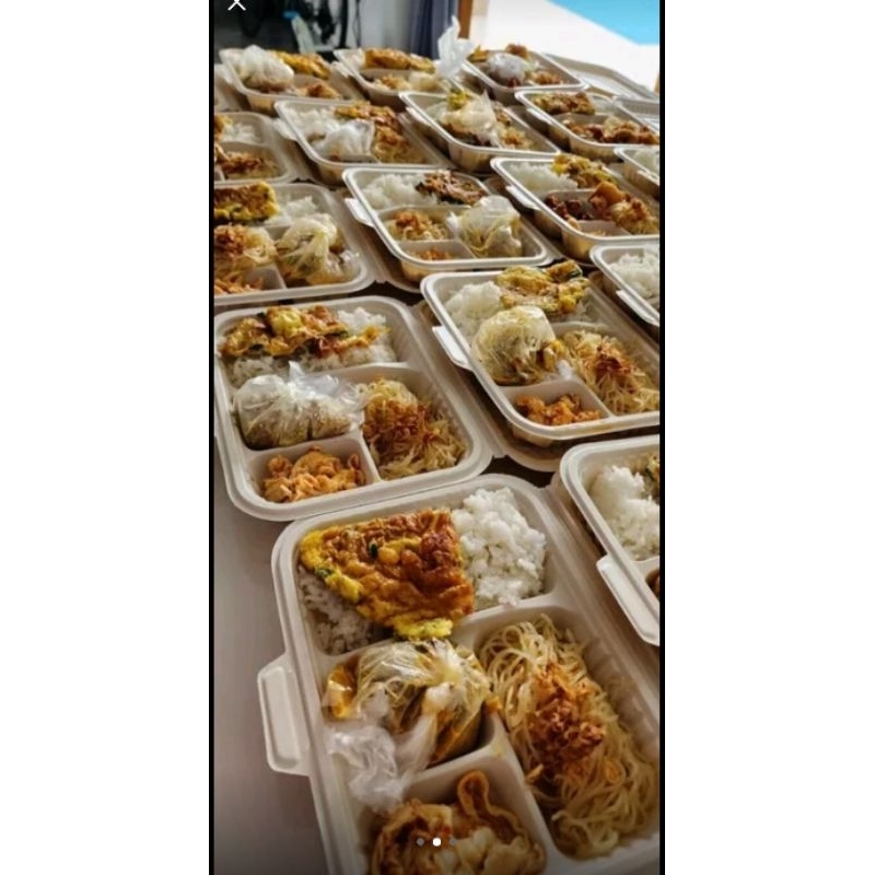 Meal box plastik sekat 4 (20pcs) / Meal Box 88 cream Merak (20pcs) / Meal Box Sekat 4 Box88 Merak (2