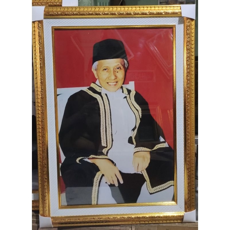 Bingkai Abah Anom, UK 20x30 dan 60x80