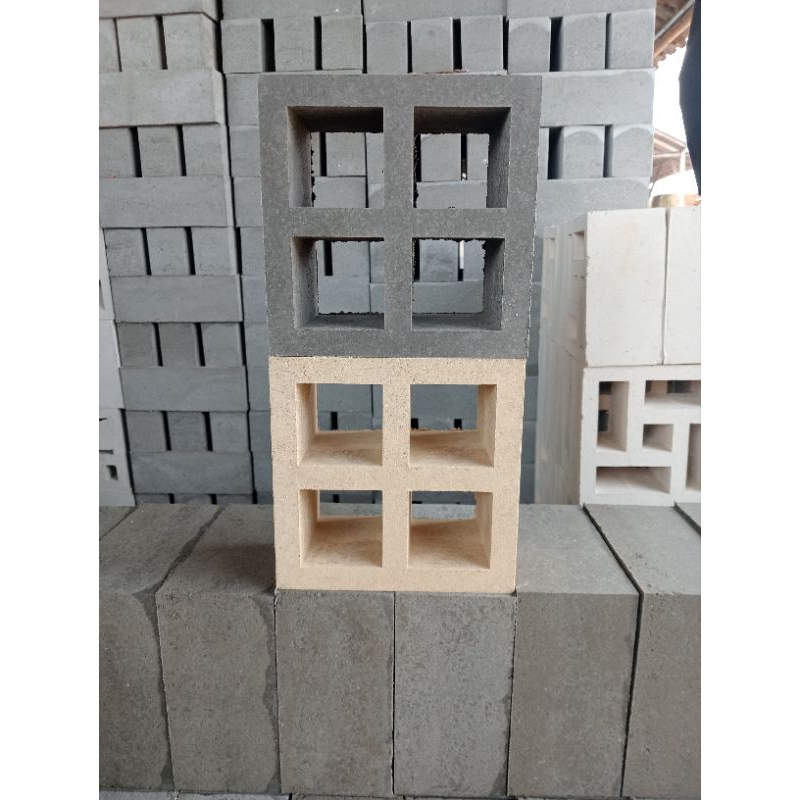 Roster Beton Minimalis,Loster Lubang Angin, Roster Kotak Lubang4