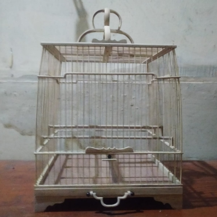 Sangkar Cungkok Bambu Ukuran 36 x 36 Cm / Sangkar Neinjing Bambu Ukuran 36 x 36 cm / Sangkar Kotak C
