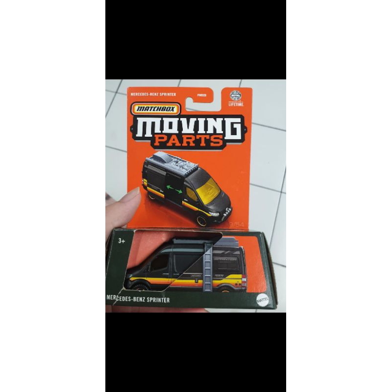 Matchbox moving part 2024 Mercedes Benz Sprinter
