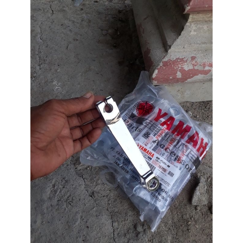 

Paharem Tuas rem belakang byson original crome