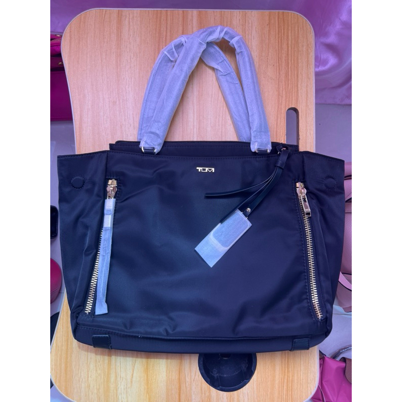 (NEW) TUMI TOTE BAG MIRROR