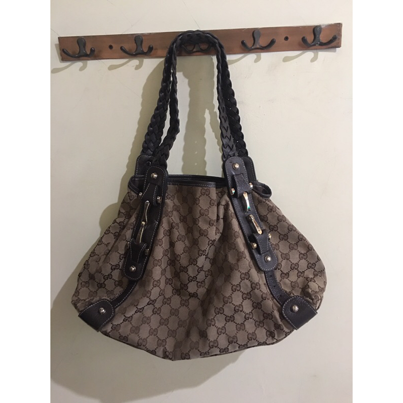 gucci hobo authentic preloved