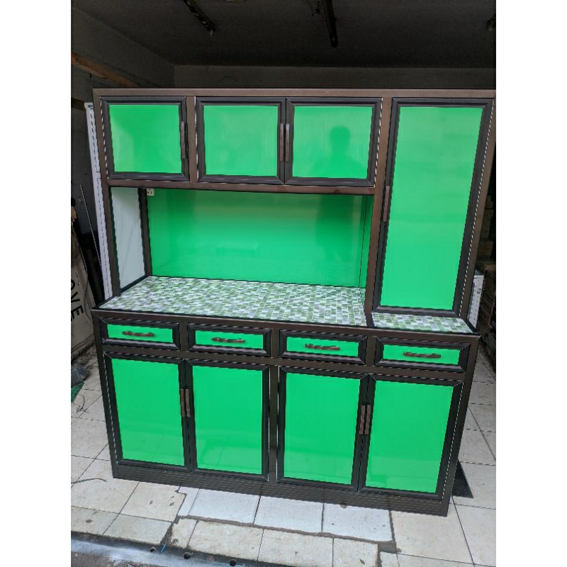 RAK PIRING 4 PINTU ALUMUNIUM COKLAT TEBAL