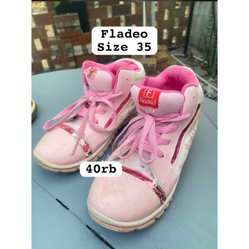 sepatu anak fladeo