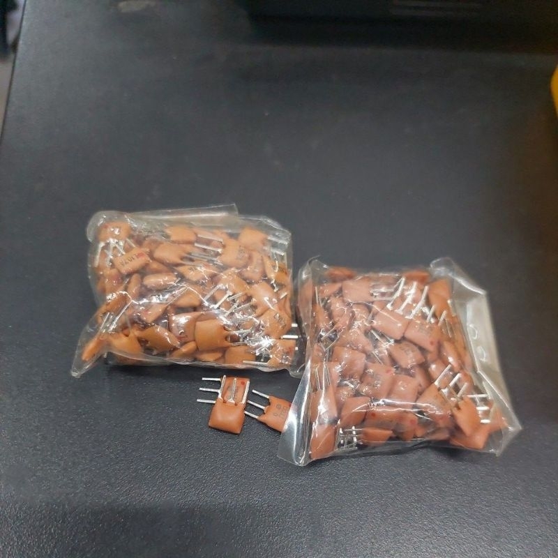 ceramic  filter 10.7 mhz 3pin cf 3 pin 10,7 cf 3pin