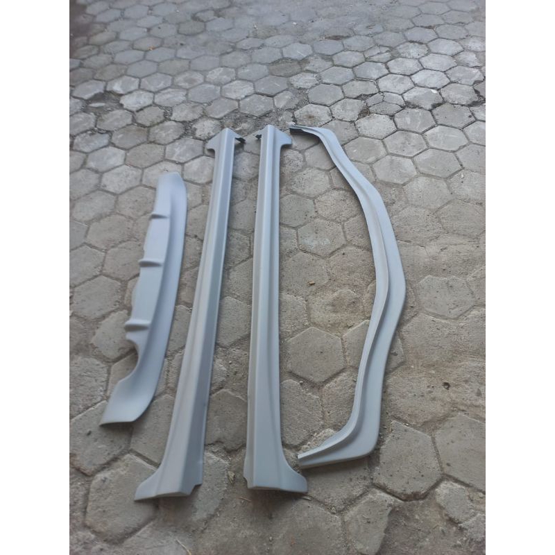 bodykit honda brio old.mentah epoksy