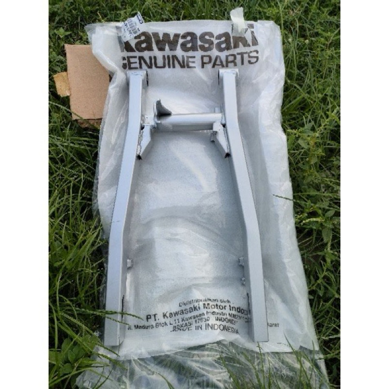 SWING AREM KAZE R FORK LENGAN AYUN KAZE ORIGINAL KAWASAKI PART