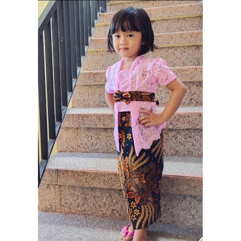REAL PICT Kebaya Anak Tanggung Kebaya anak SD Bali