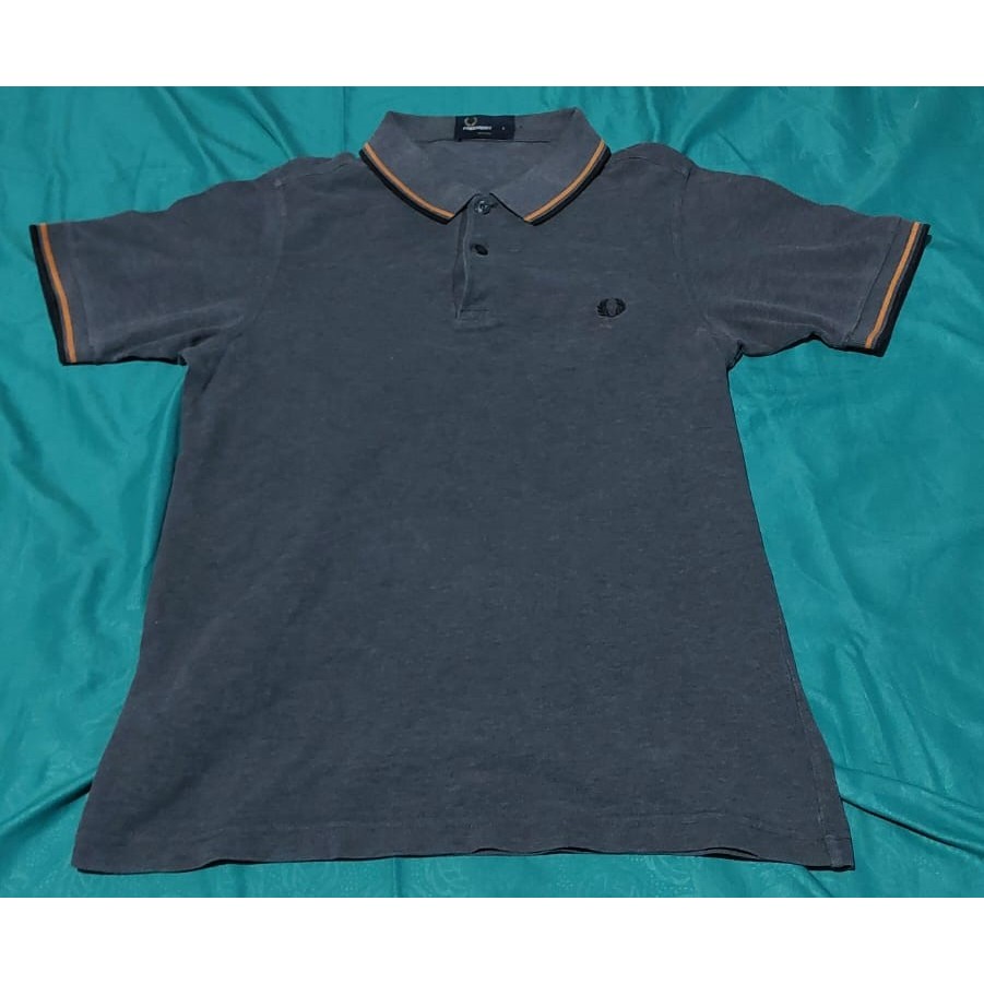 Polo Fred Perry M3600 Warna Abu List Gold Size S LD 46 P 65