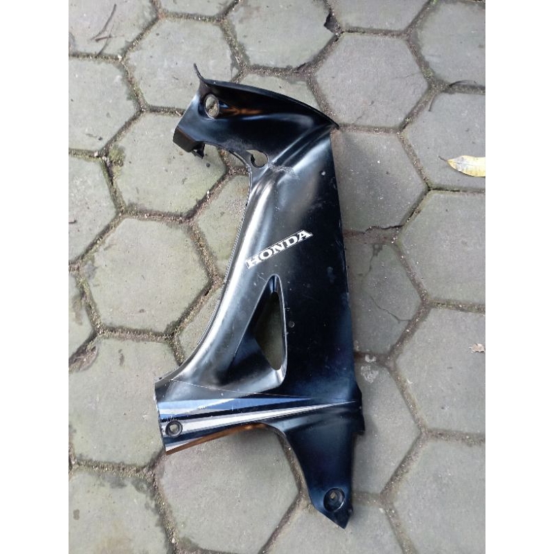 SAYAP DALAM KANAN HONDA KARISMA X D 125 SAYAP KARISMA SEKEN ASLI ORIGINAL