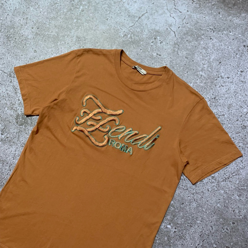 KAOS FENDI SECOND PRELOVED