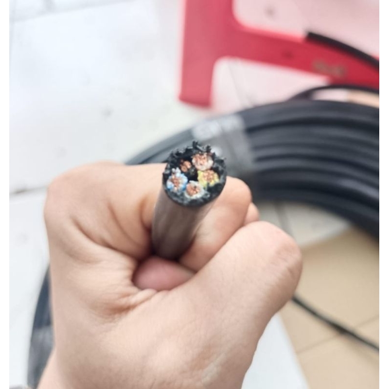 Kabel Listrik Hitam Serabut NYYHY 5 X 1.5 MM ( Ecer ) SUPREME NYYHY 5x1.5 mm2 Hitam
