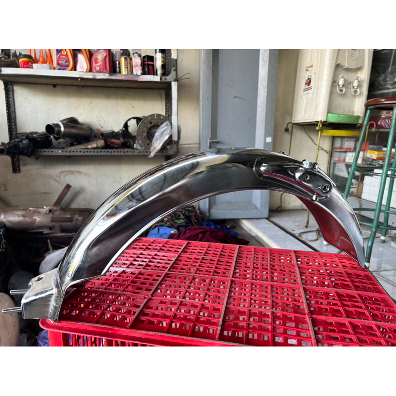 Slebor belakang cb 125 helibars