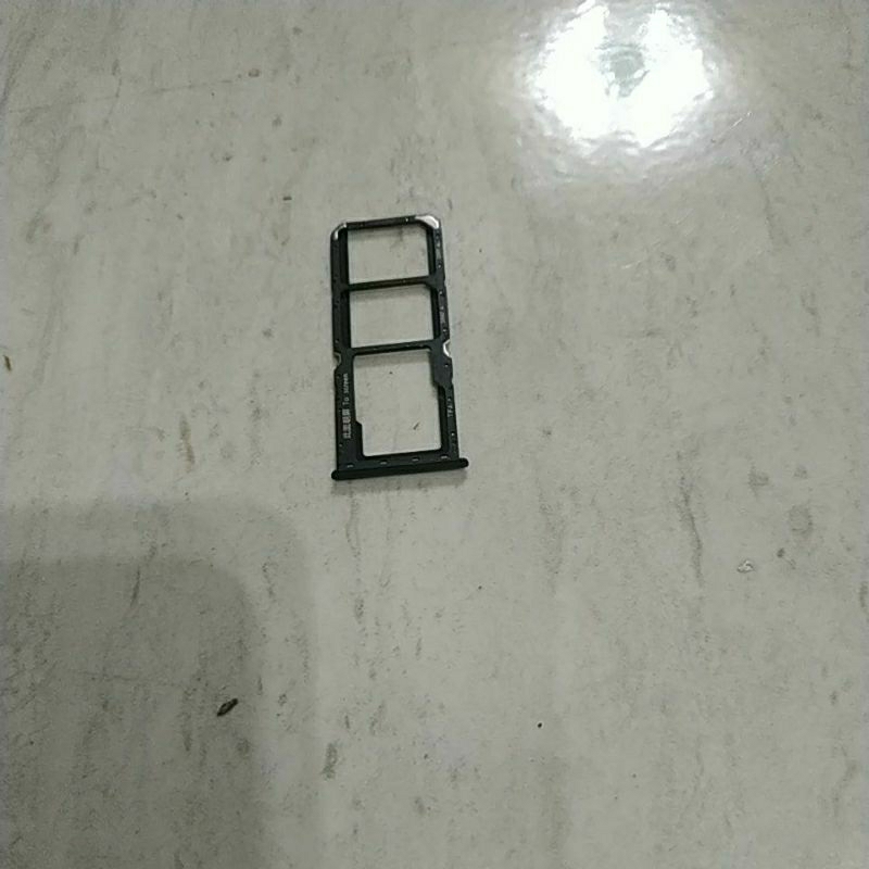 simtray bekas ori REALME c21y