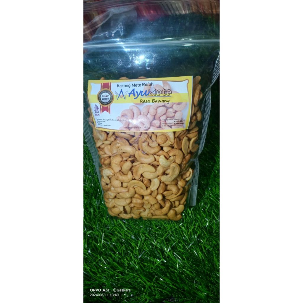 

Kacang Mente Belah - 500 Gram