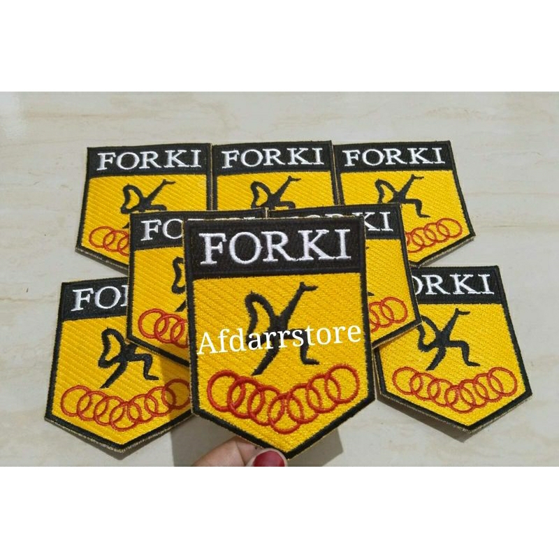 BOTDIR LOGO PORKI KARATE