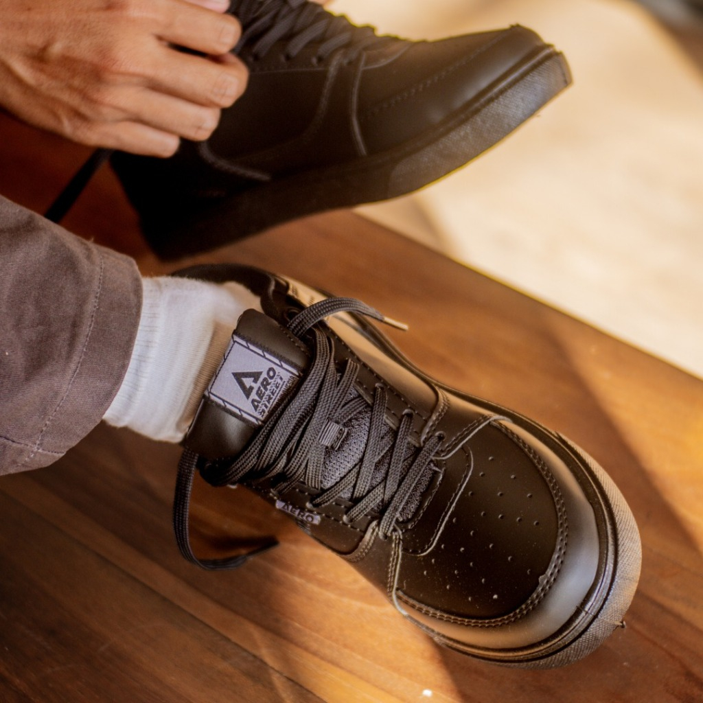 Sepatu AEROSTREET Hoops All Black Low
