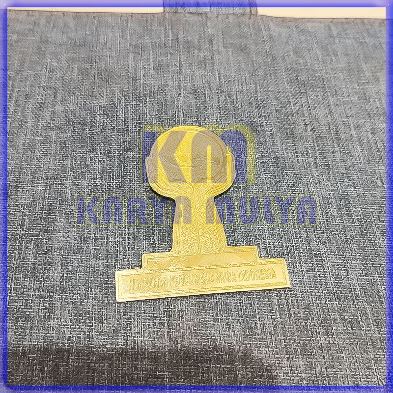 Lencana HIPMI Bros Pin Logo Hipmi Pengait Magnet Lencana Hipmi Gold Full Logam - Karya Mulya