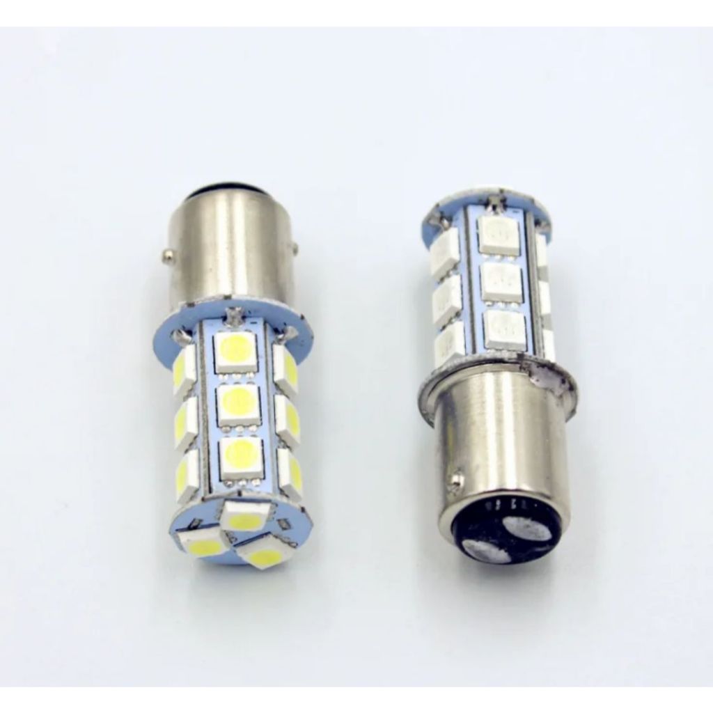 Bayonet Kaki 2 Lampu Rem Kedip Flash 12 atau 24 volt Motor Mobil dan Truk