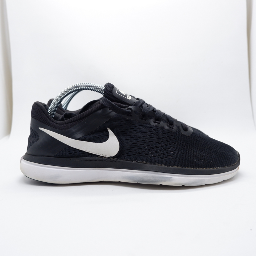 SEPATU BEKAS / SECOND SIZE 41 134 Nike Flex 2016