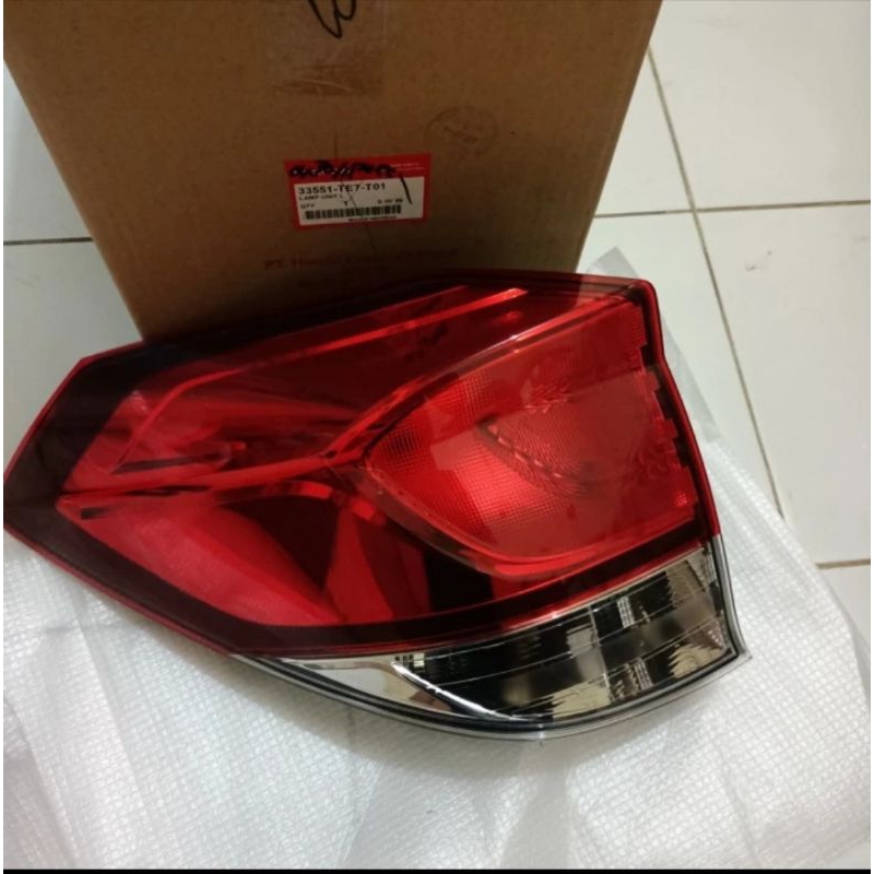 stoplamp / lampu stop belakang Mobilio 2014 2015 2016 2017 2018 ori