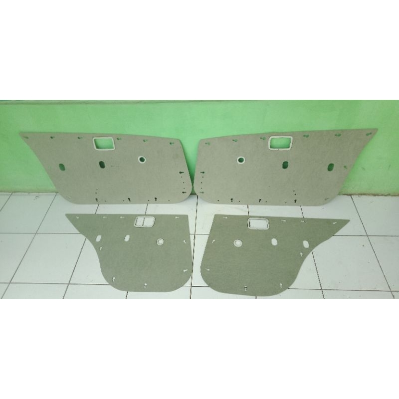 papan doortrim belakang starlet kotak