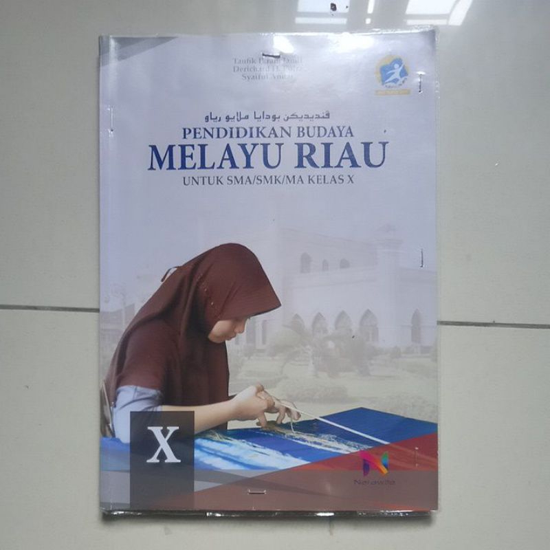 Buku Budaya Melayu Riau (Penerbit : Narawita)