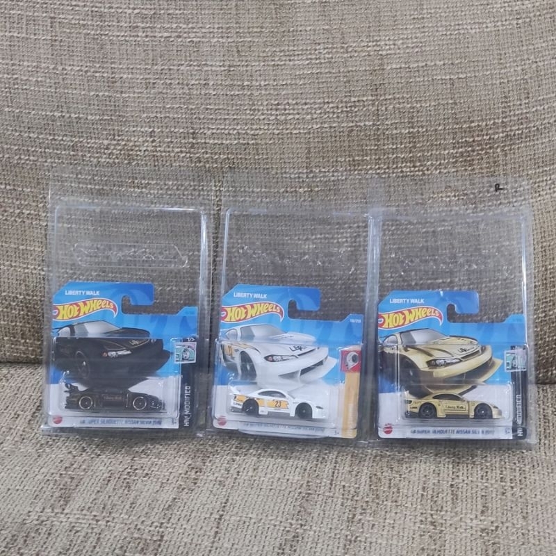 HW LBWK Nissan Silvia S15 Short Card