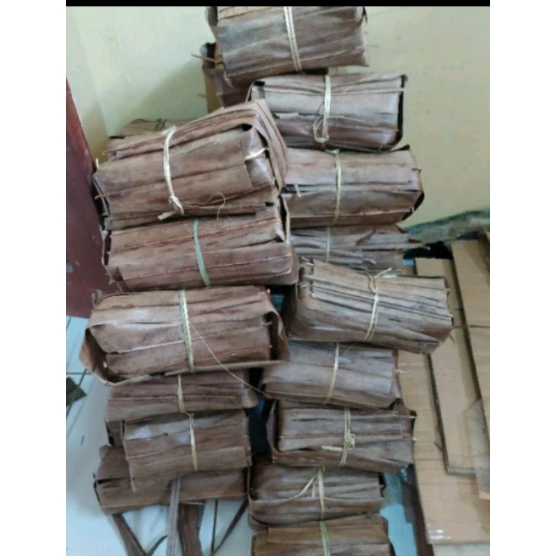 

gula aren asli 100% tampa campuran. netto 10 kg