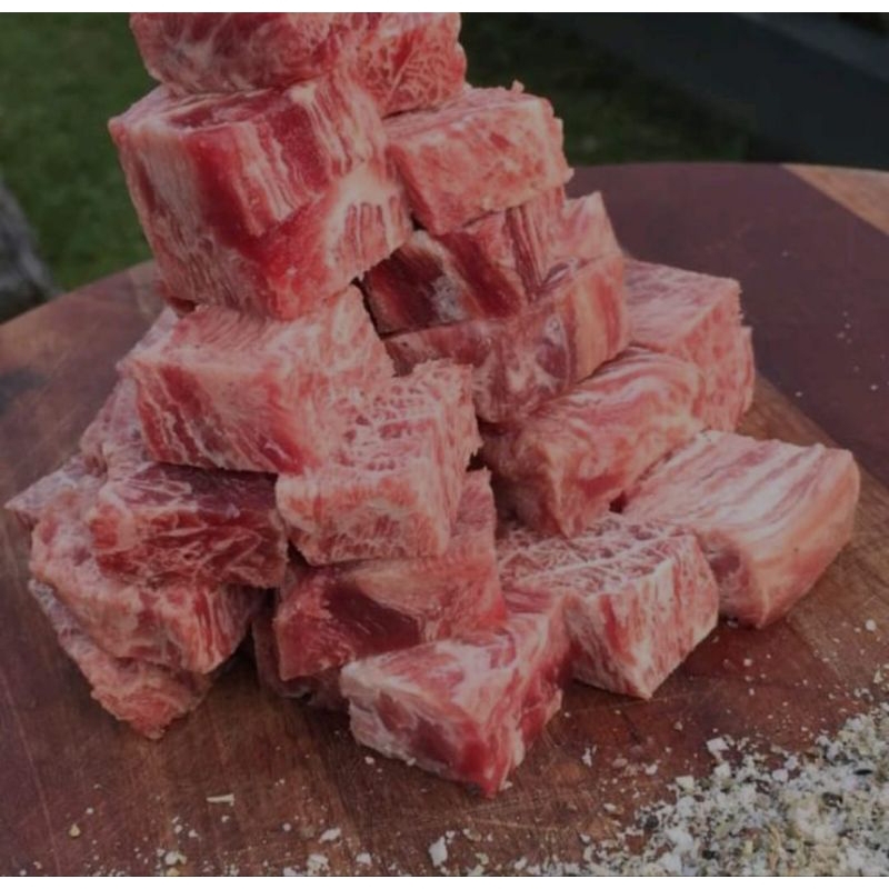 

Wagyu cube saikoro meltique premium grade packing 200gr 500gr 1kg
