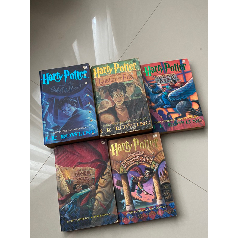 Preloved Novel Harry Potter 1-5