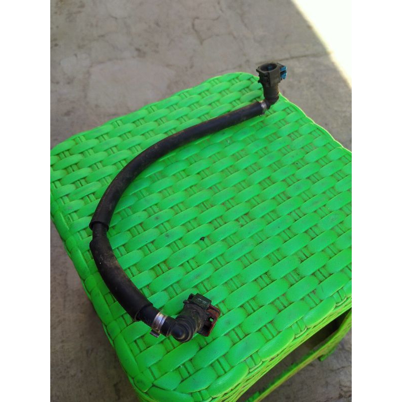 Selang Bensin Injektor Vixion New Original copotan