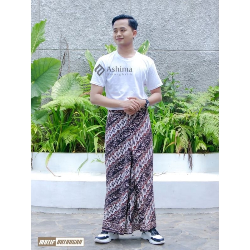 Sarongku id - Batik Ashima Motif 9 Hitam Batik Kuno - Sarung Santri Putra - Sarung Batik Pekalongan 