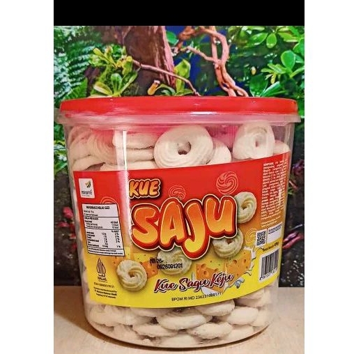 

Kue saju (kue sagu keju)