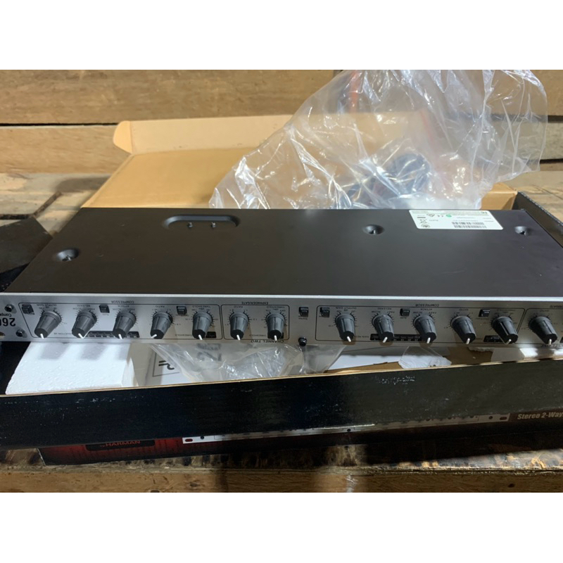 compressor/gate dbx 266xs original cina