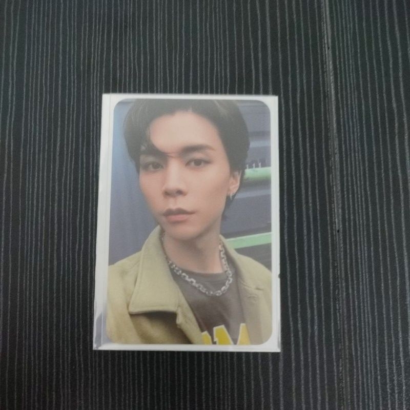 PC POCA PHOTOCARD JOHNNY NCT 127 STICKER GLOW IN THE DARK