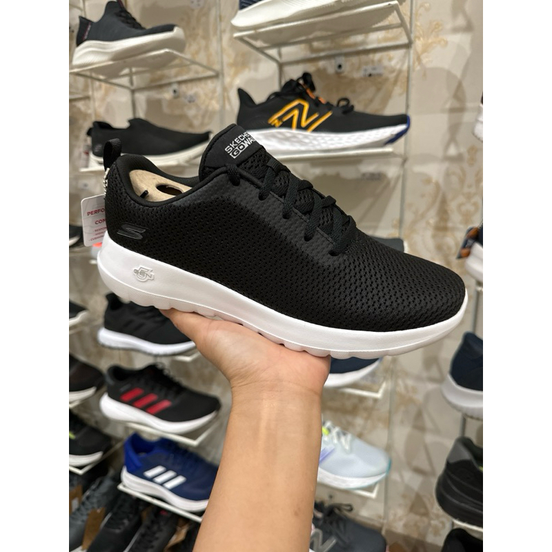 Sepatu Skechers black white original sport station size 36 37