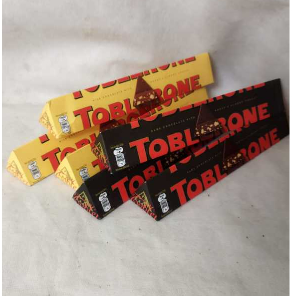 

Toblerone cokelat swiss hazelnut dan madu