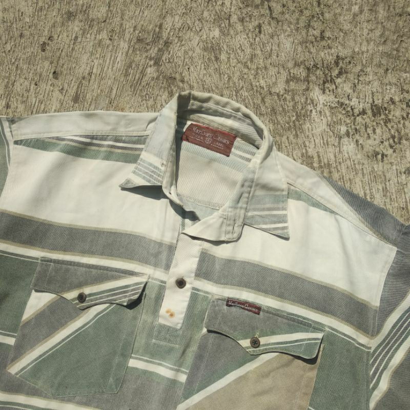 Kaos polo vintage by MARLBORO